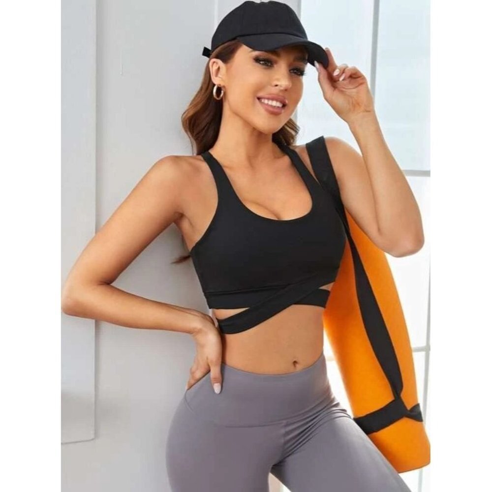 New‎ SHEIN Leisure Cross Bottom Sports Bra in Black - Size Small